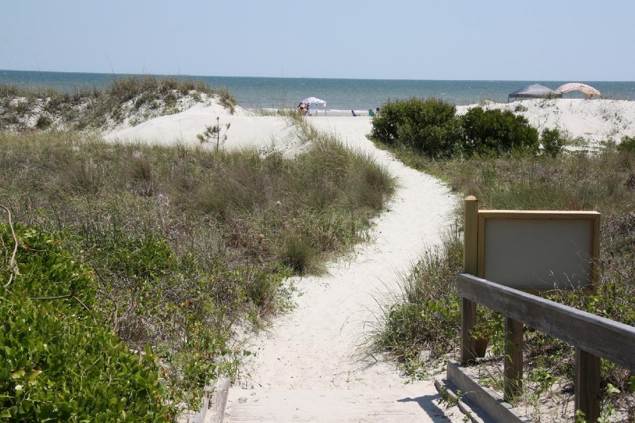 Ocean Villas Deluxe - Oceanfront Villa - Steps To Beach - Great Location - Heated Pool April Hilton Head Island Ngoại thất bức ảnh